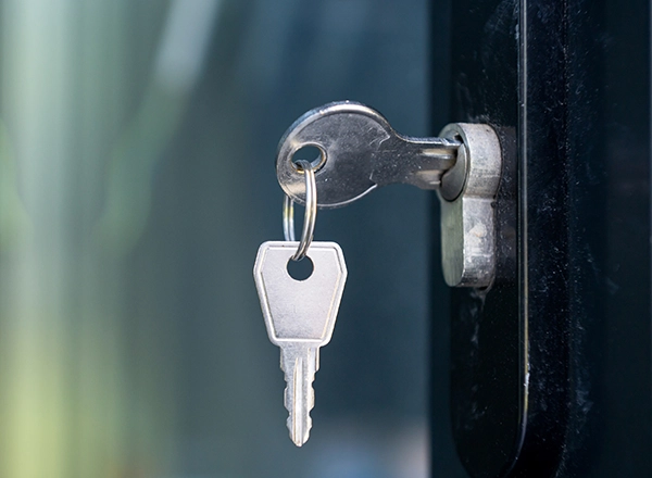 Commercial master key system installed in a Las Vegas business door by Mattlock Locking Systems