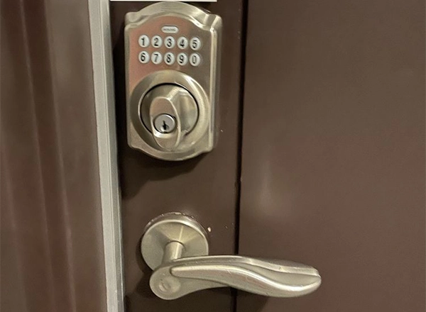 Electronic keypad lock access control in Las Vegas