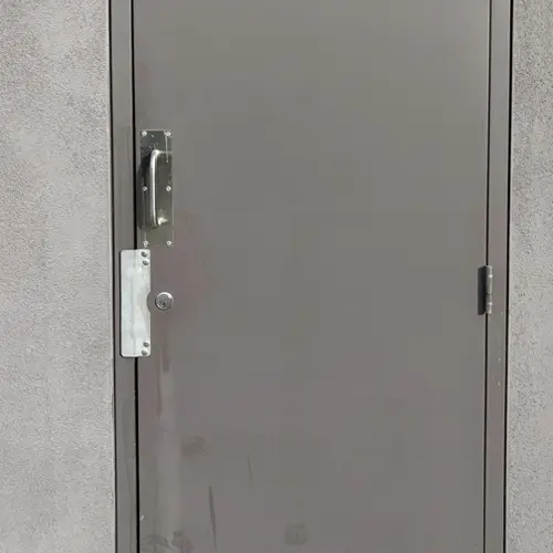 Gate lock or welding repair before service in Las Vegas