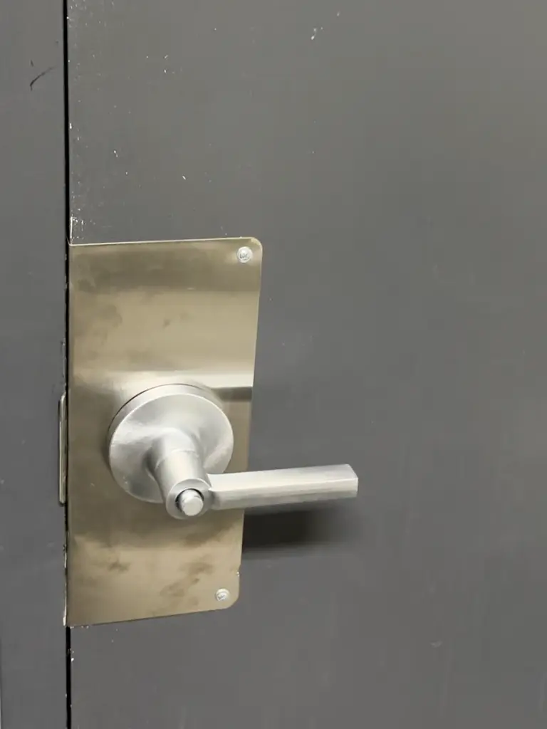 Repaired door lock after MattLock locksmith service