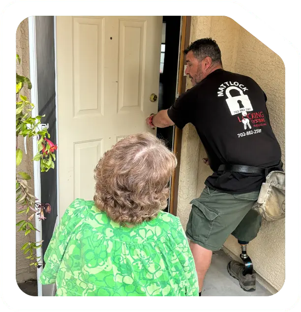Locksmith opens residential home owner in lockout.
